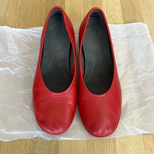 Camper Alright red leather heels